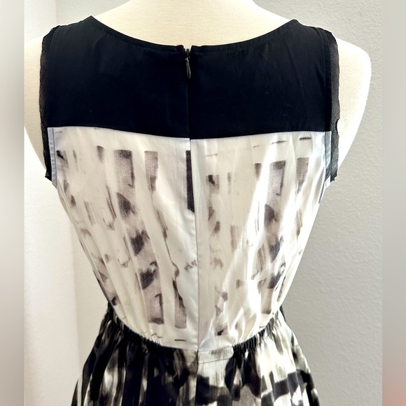 Simply Vera Wang Mid-Length Dress, Black/White, Size XS - Picture 4 of 7
